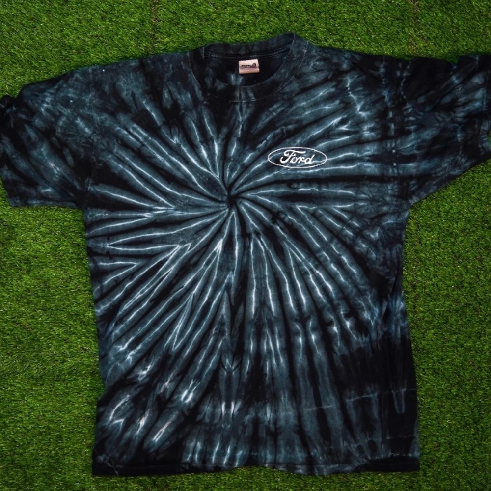 Vintage Ford Tye Die Tee